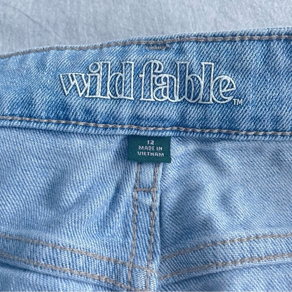 Wild Fable High Rise Distressed Mom Jean - 12 - Picture 7 of 9